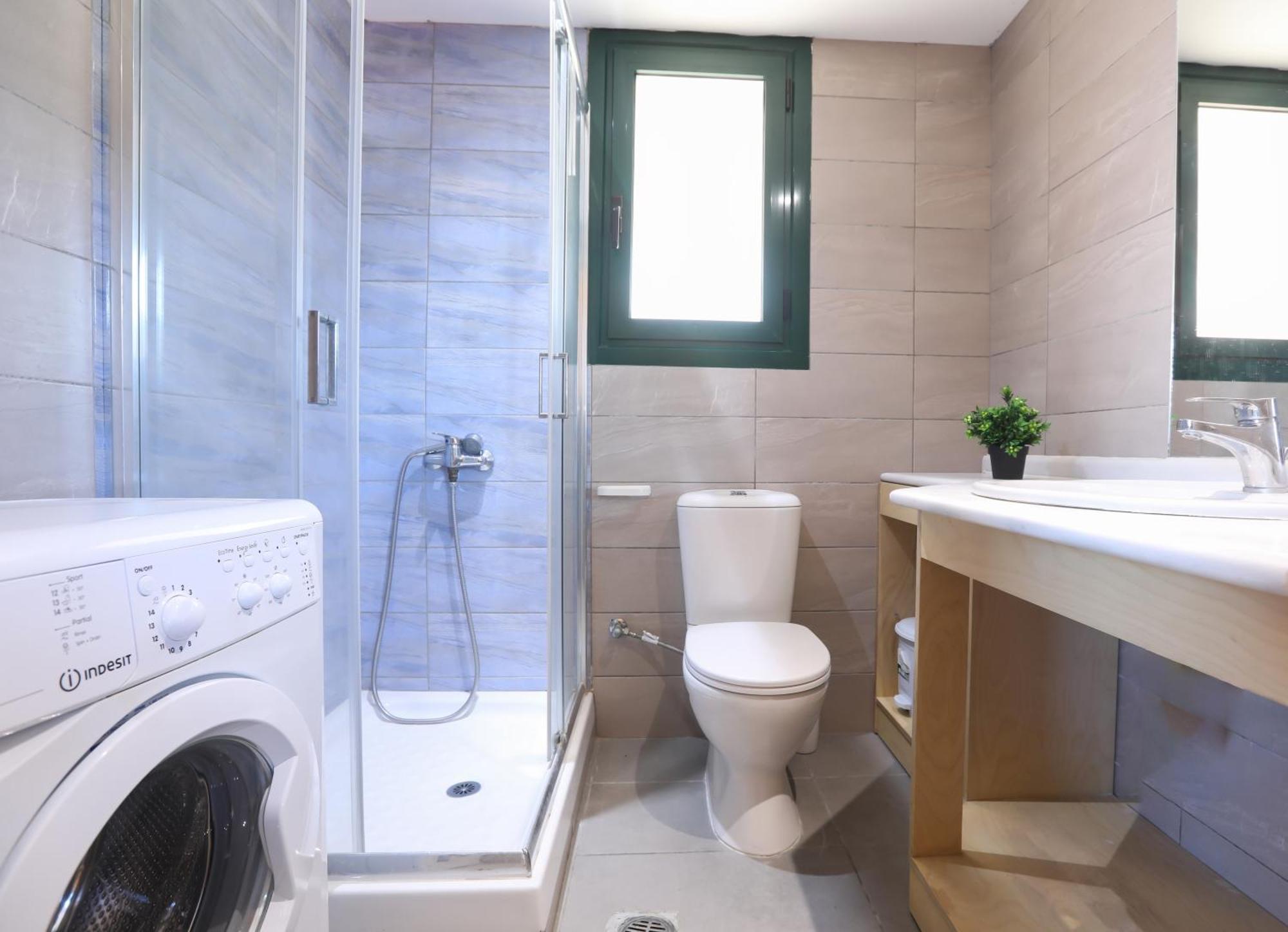 Kerkyra Beach Hotel & Apartments Benitses  Bagian luar foto
