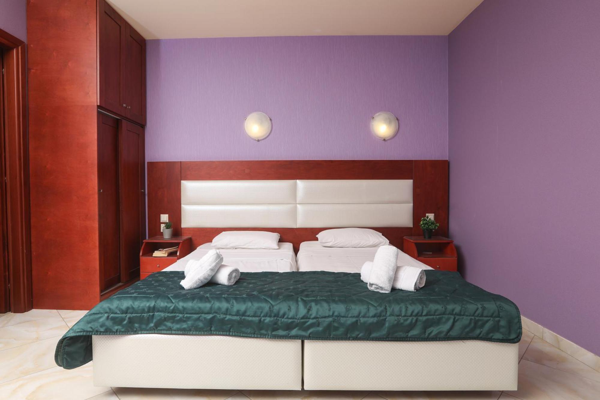 Kerkyra Beach Hotel & Apartments Benitses  Bagian luar foto